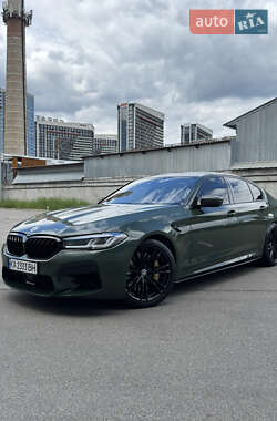 Седан BMW M5 2019 в 