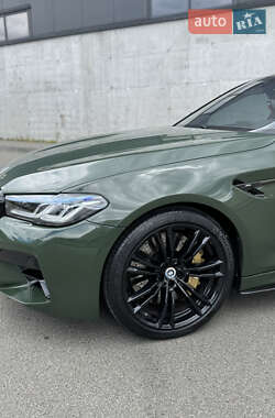 Седан BMW M5 2019 в 