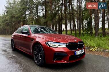 Седан BMW M5 2022 в 