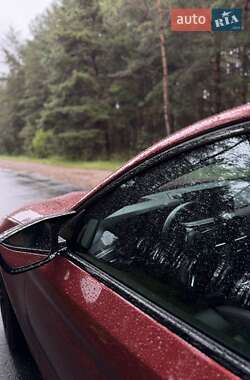 Седан BMW M5 2022 в 