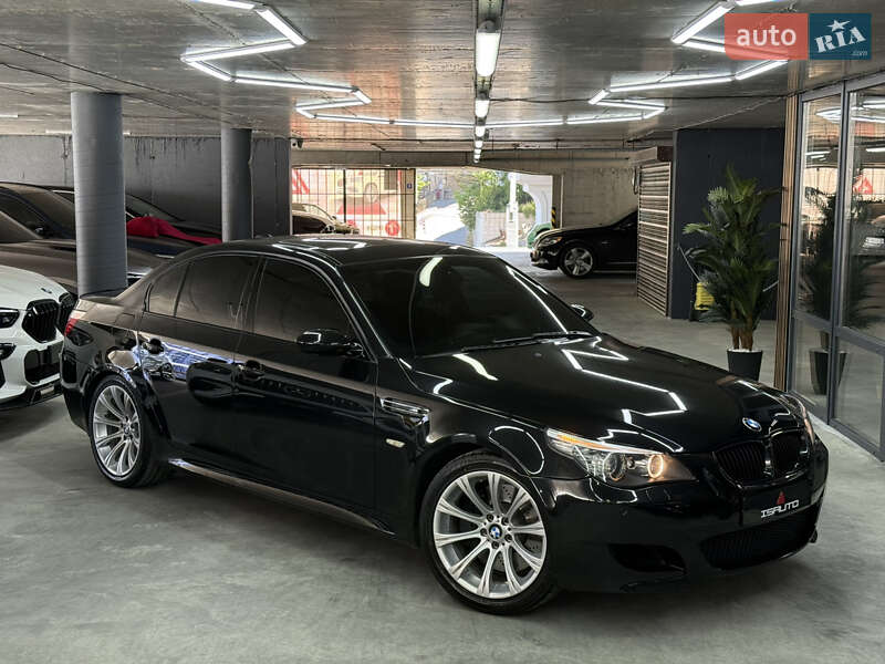 BMW M5 2007
