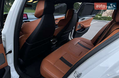 Седан BMW M5 2020 в 