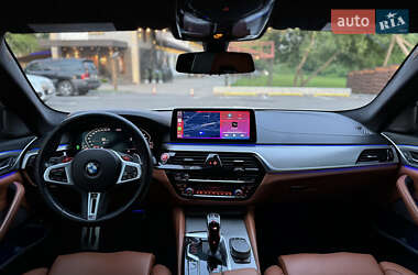 Седан BMW M5 2020 в 