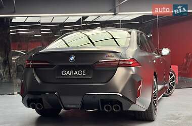 Седан BMW M5 2025 в 