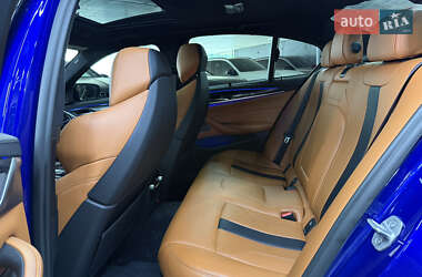 Седан BMW M5 2020 в 