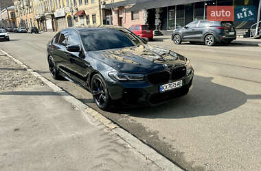 Седан BMW M5 2021 в 