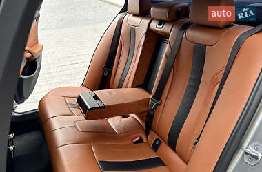 Седан BMW M5 2019 в 