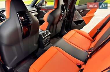 Седан BMW M5 2025 в 