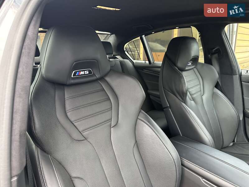 Седан BMW M5 2020 в Киеве