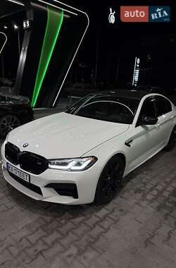 Седан BMW M5 2020 в Киеве