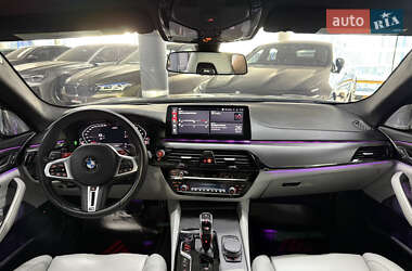 Седан BMW M5 2023 в 