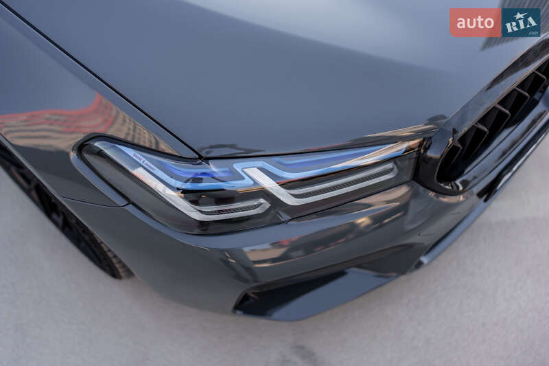 Седан BMW M5 2019 в Киеве