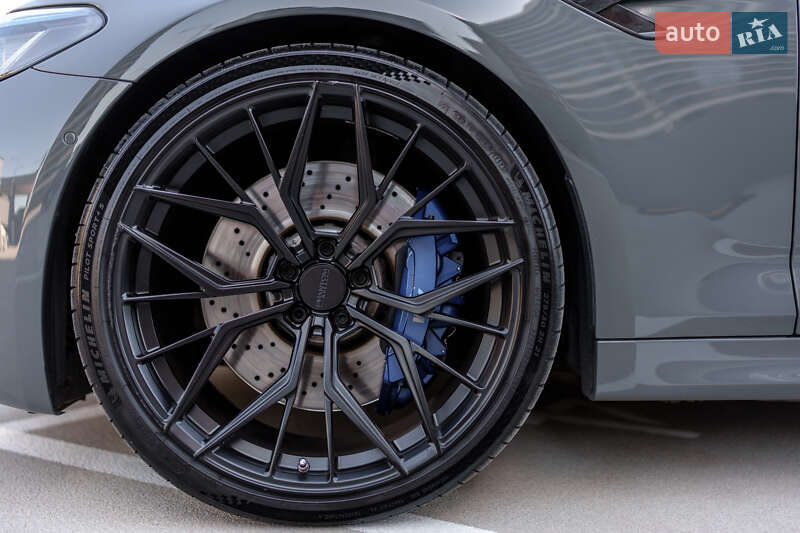 Седан BMW M5 2019 в Киеве