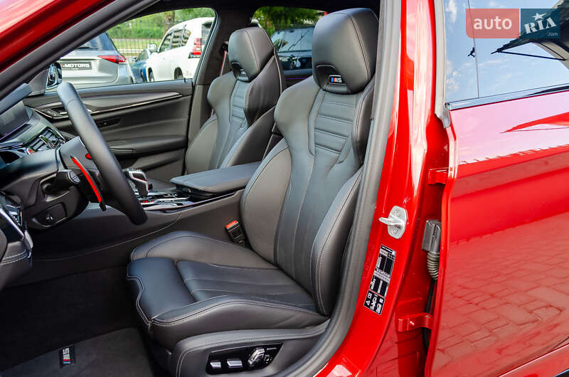 Седан BMW M5 2020 в Киеве