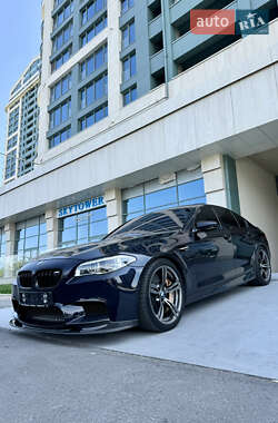 Седан BMW M5 2013 в Днепре