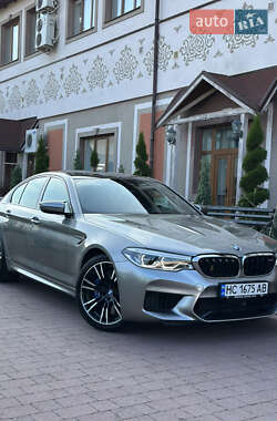 Седан BMW M5 2018 в Стрые