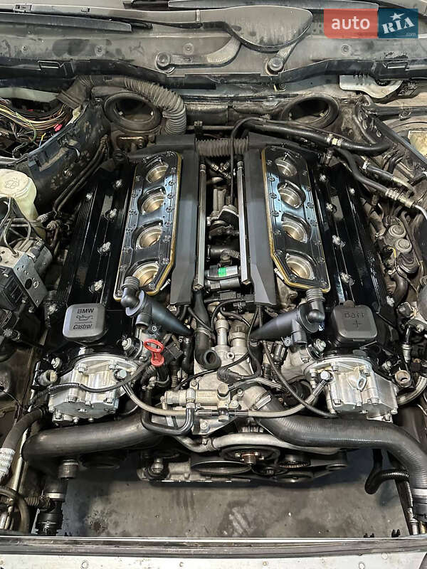 Седан BMW M5 1999 в Виноградове