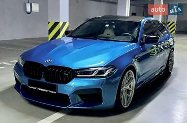 Седан BMW M5 2018 в Киеве