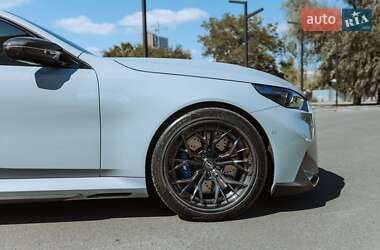 Седан BMW M5 2025 в 