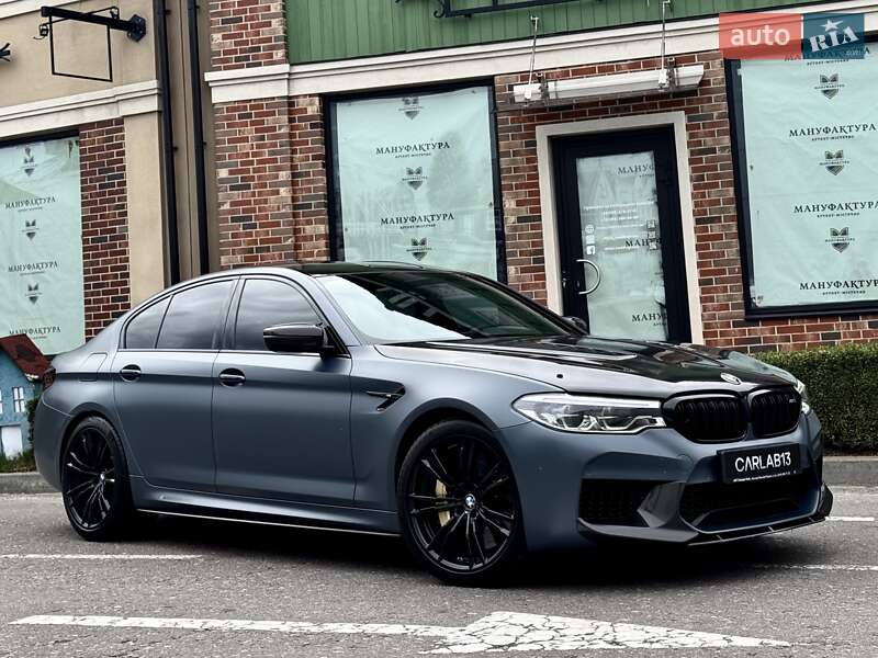 Седан BMW M5 2018 в Киеве