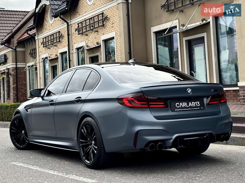 Седан BMW M5 2018 в Киеве