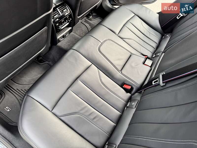 Седан BMW M5 2018 в Киеве