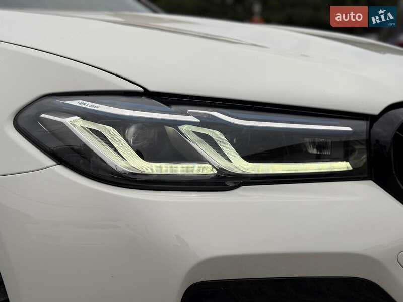 Седан BMW M5 2022 в Одессе