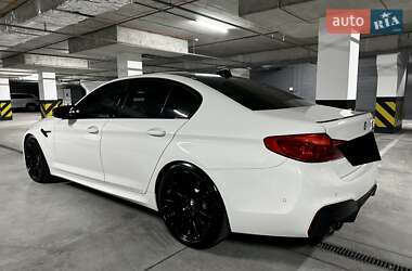 Седан BMW M5 2019 в 