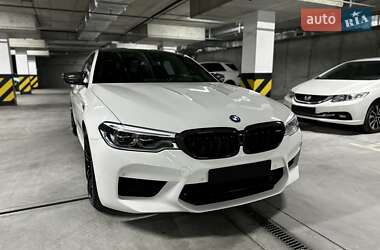 Седан BMW M5 2019 в 