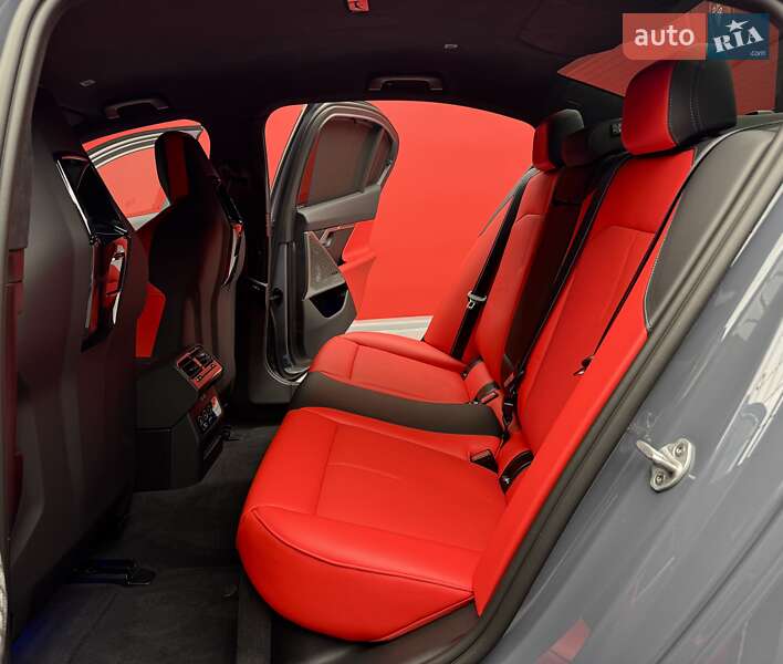 Седан BMW M5 2025 в Киеве фото 38 Седан BMW M5 2025 в Киеве