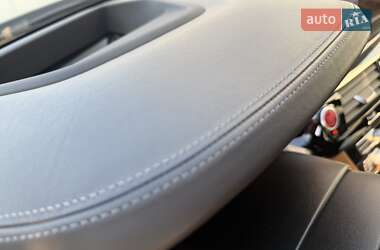 Седан BMW M5 2020 в  фото 40 Седан BMW M5 2020 в