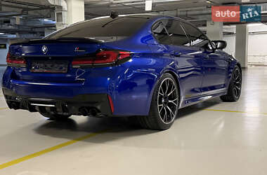 Седан BMW M5 2019 в Киеве