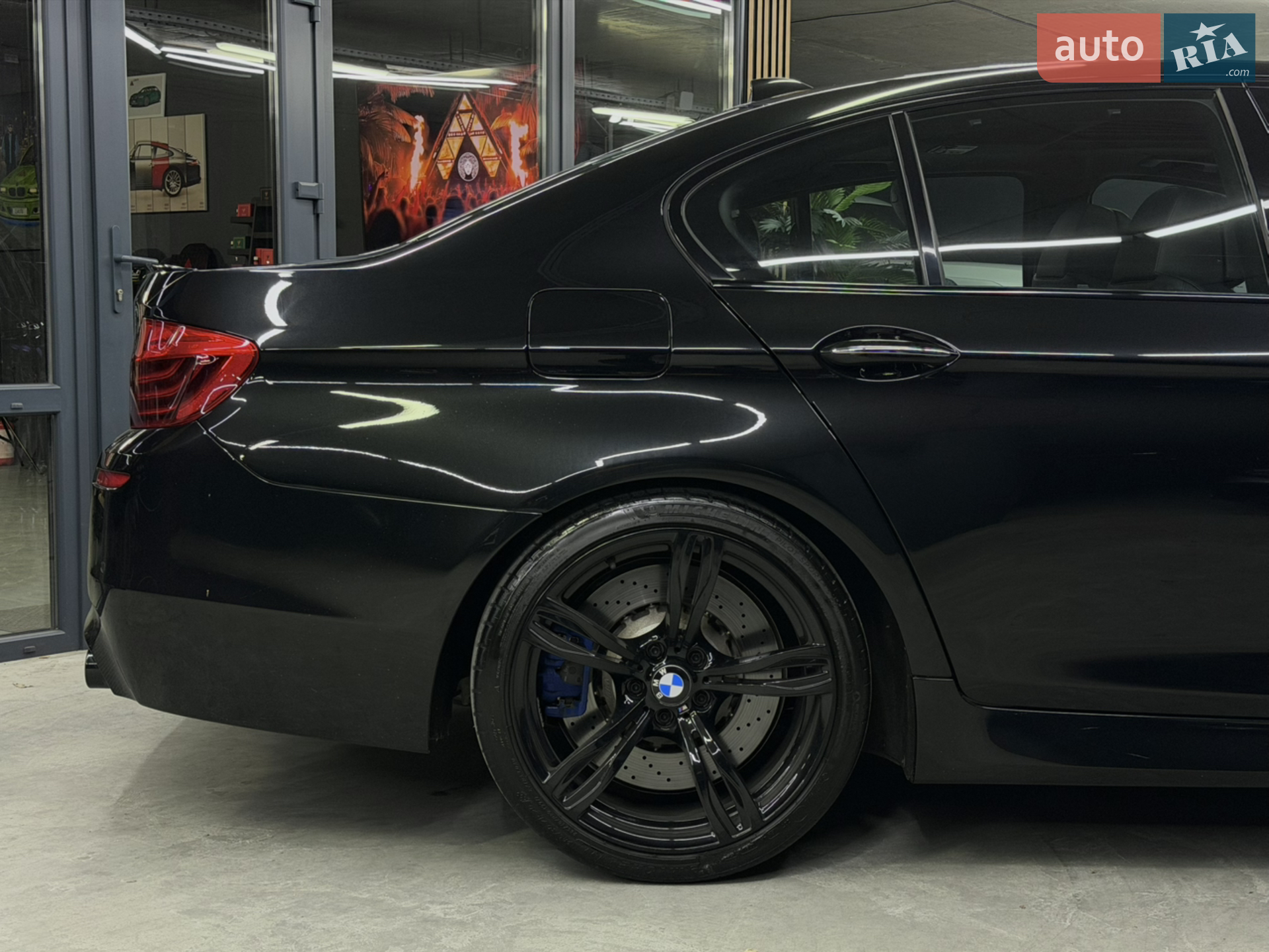 2015 BMW M5 - мініатюра 17