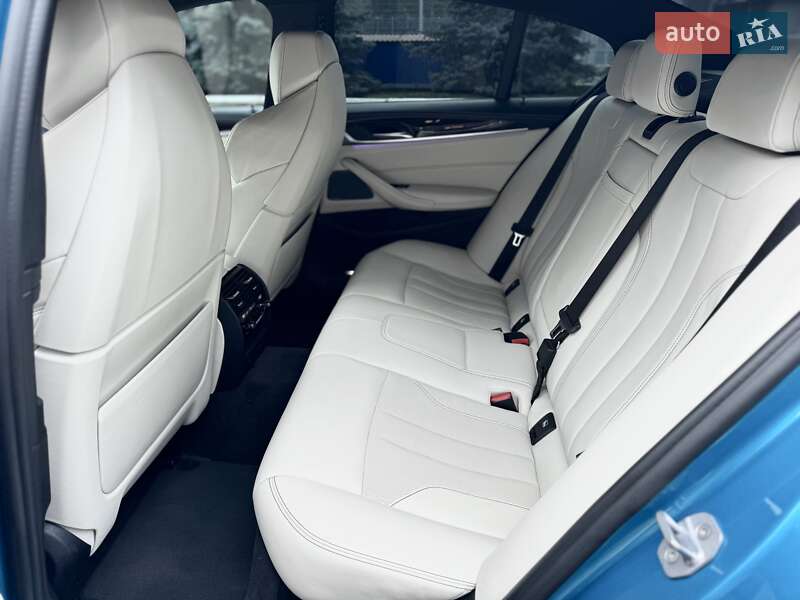 Седан BMW M5 2018 в Києві