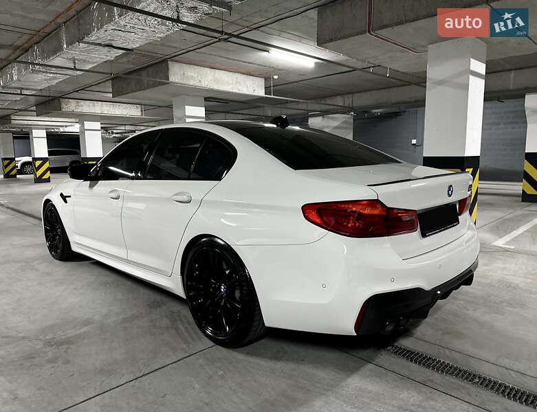 Седан BMW M5 2019 в Днепре