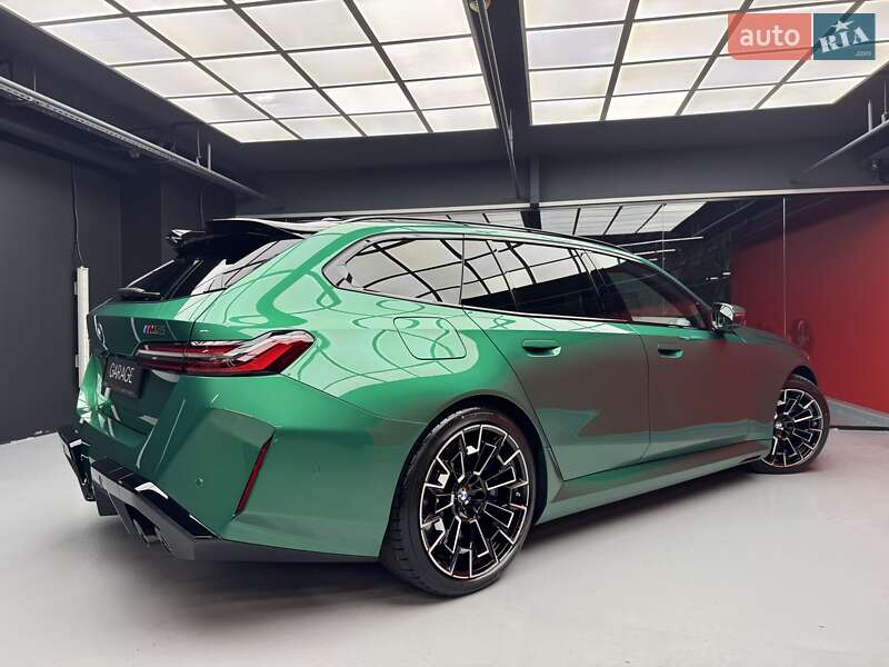 Универсал BMW M5 2025 в Киеве
