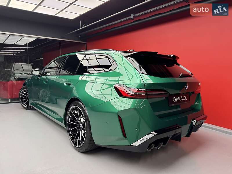 Универсал BMW M5 2025 в Киеве