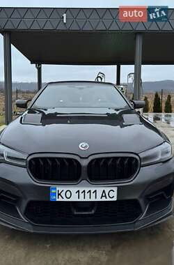 Седан BMW M5 2022 в Грушево
