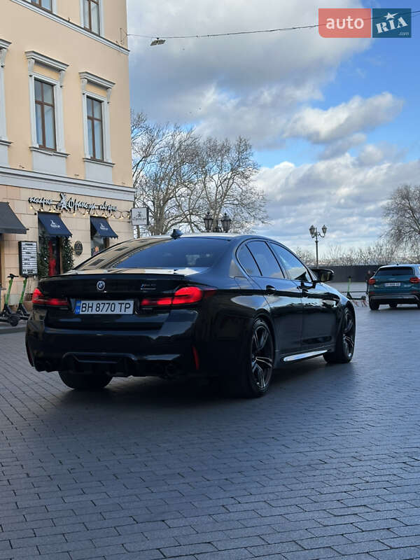 Седан BMW M5 2021 в Одесі