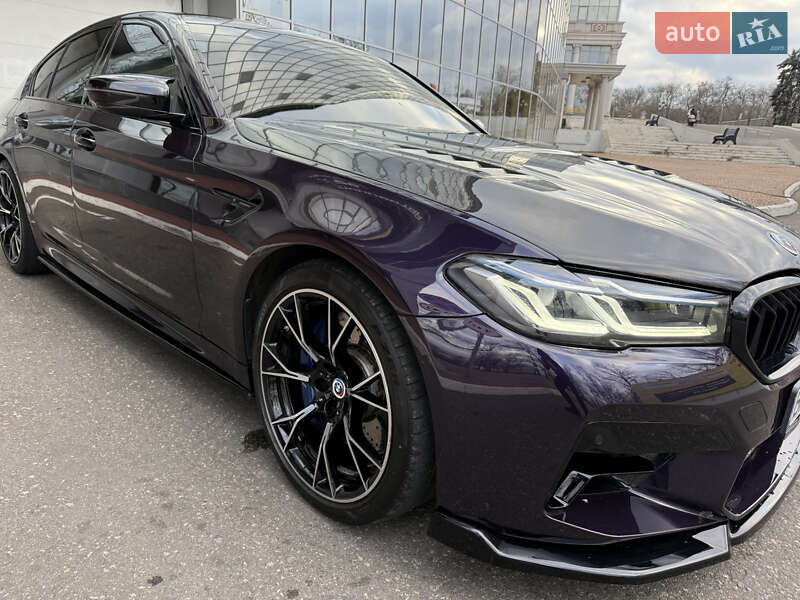Седан BMW M5 2023 в Одессе
