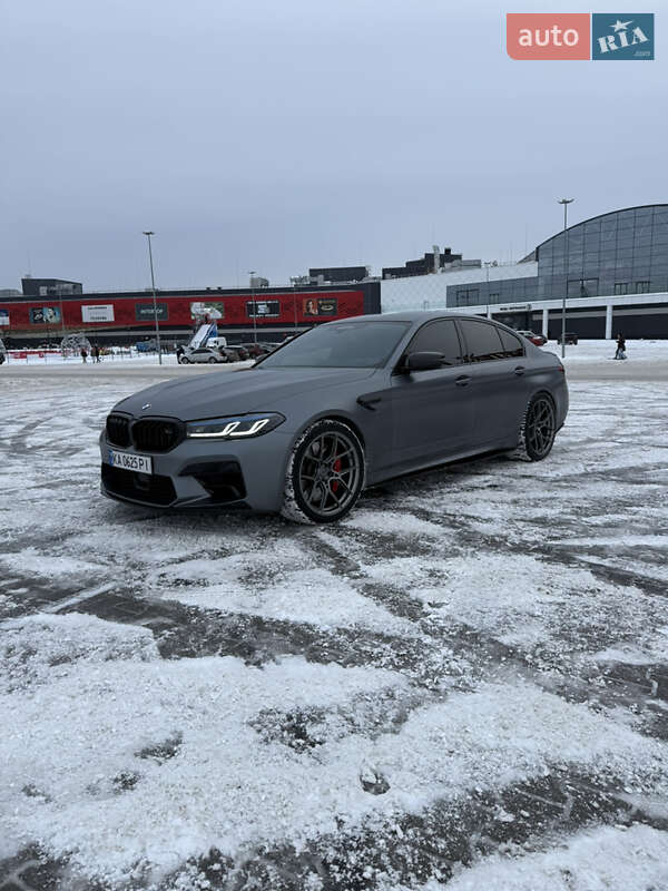 Седан BMW M5 2021 в Киеве