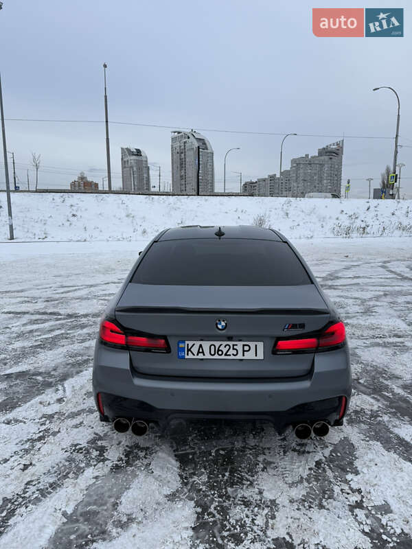 Седан BMW M5 2021 в Киеве