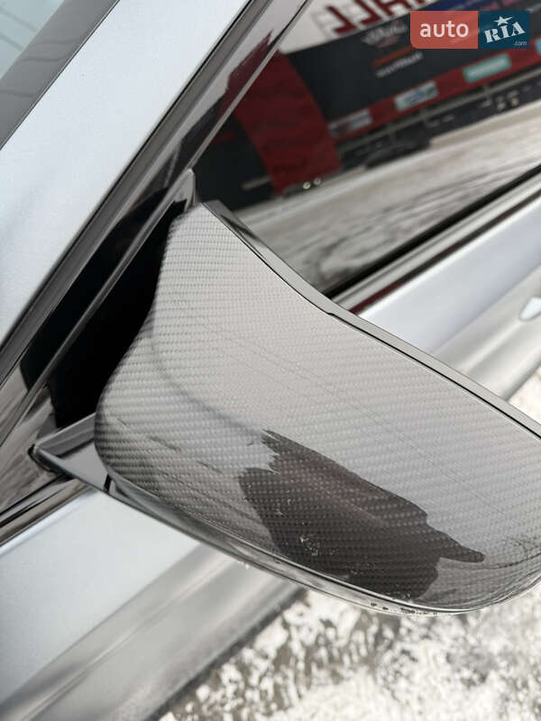 Седан BMW M5 2021 в Киеве