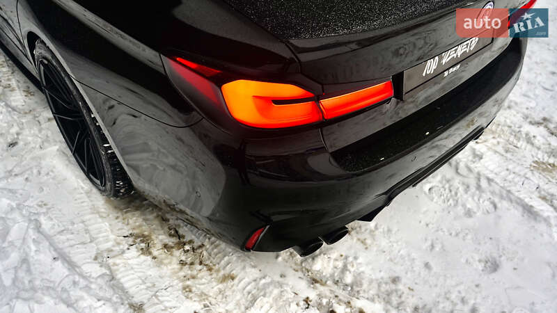 Седан BMW M5 2019 в Львове