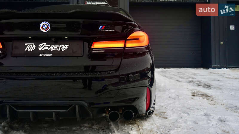 Седан BMW M5 2019 в Львове