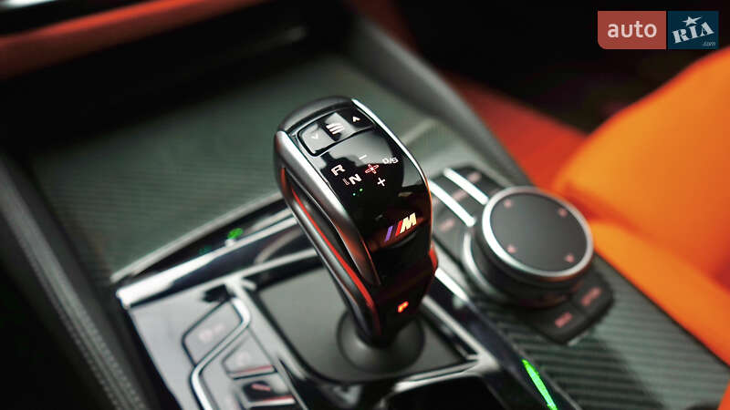 Седан BMW M5 2019 в Львове