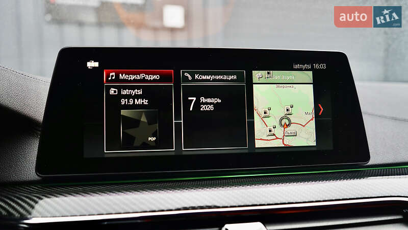 Седан BMW M5 2019 в Львове