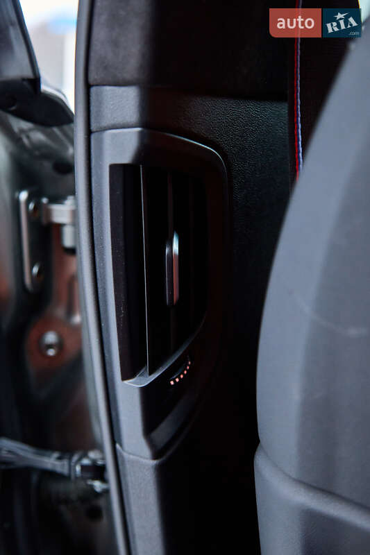 Седан BMW M5 2020 в Полтаве