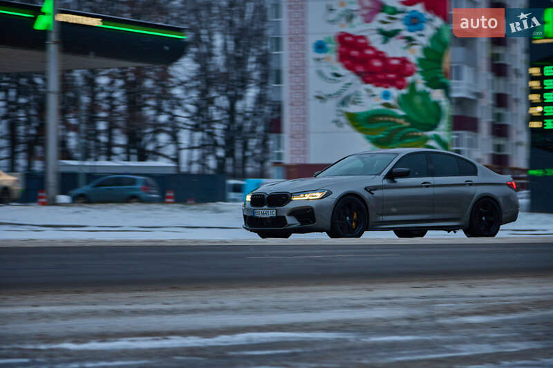 Седан BMW M5 2020 в Полтаве