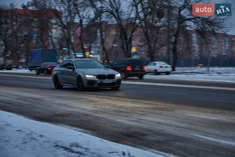 Седан BMW M5 2020 в Полтаве